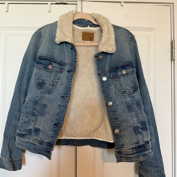 AEO Denim Jacket with Faux Fur Lined Body - Picture 4 of 5